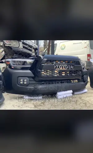 Bumper and Headlight Tacoma 2020-2022
