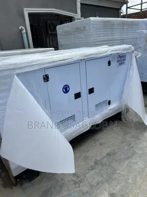 Strong Perkins 100kva Sp100 Diesel Genset for Large Buildings