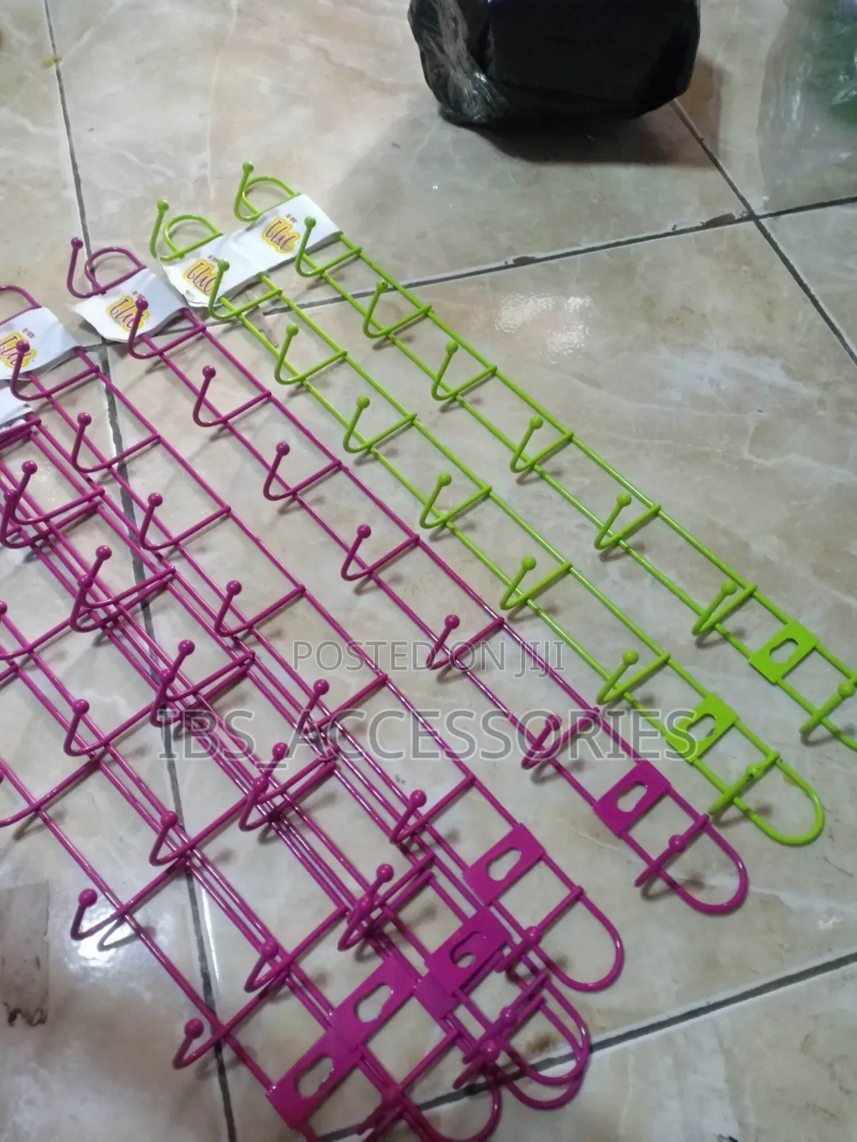 Solid Wall Mount Hangers