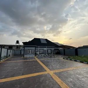 3bdrm Bungalow in Jericho for sale