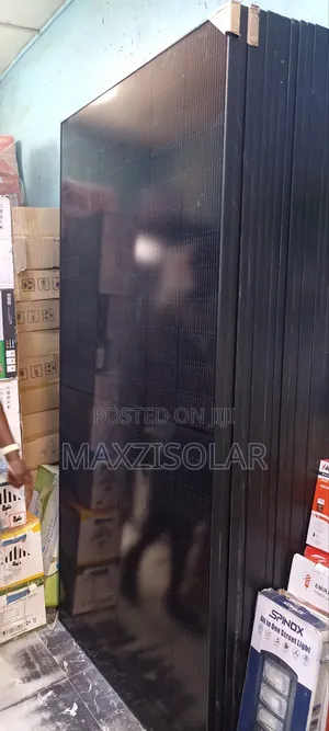 625watts Monocrystalline Bifacial Jinko Panels