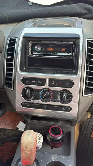 Ford Edge 2007 Multimedia Player