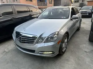 Mercedes-Benz E350 Base 4dr Sedan RWD (3.5L 6cyl 7A) 2012 Silver