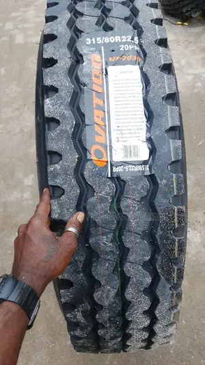 Original Brand New Truck Tyres Available for Sell