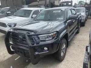 Toyota Tacoma Limited 2018 Gray