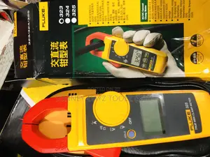 Fluke 323 Digital Clamp Meter