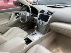Toyota Camry LE 4dr Sedan (2.4L 4cyl 5A) 2008 Gold