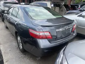 Toyota Camry LE 4dr Sedan (2.4L 4cyl 5A) 2008 Gray