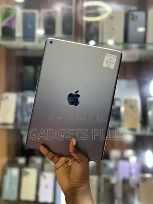 Apple iPad 10.2 (2021) 256 GB Black