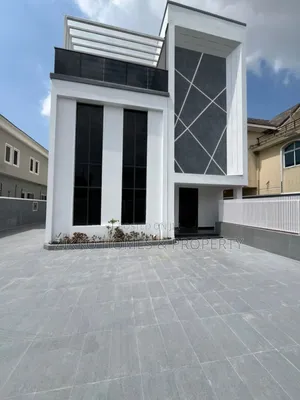 5bdrm Duplex in Lekki for sale