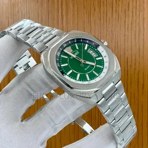 Versace Quality Luxury Men Water Resistant Chain Strap Wristwatch