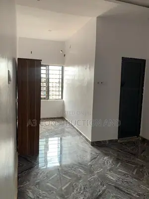 2bdrm Block of Flats in Akala Akobo for rent