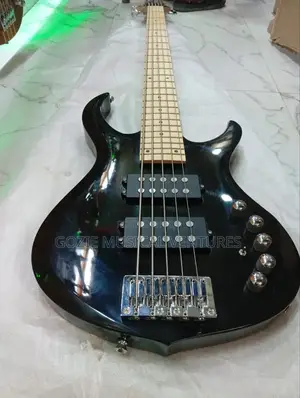 Fender Five String Active Bass Electric Guitar 
