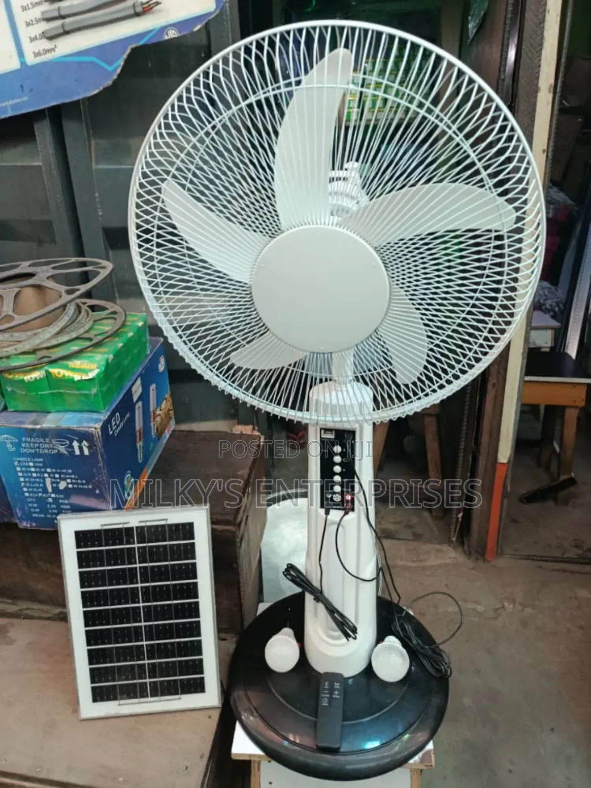 Solar Reachable Fan