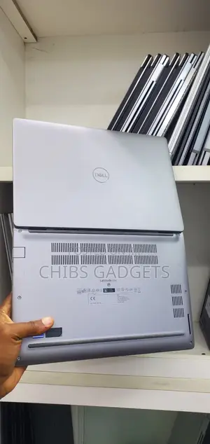 Laptop Dell Latitude 5310 16GB Intel Core I7 SSD 256GB