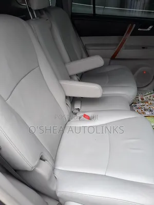 Toyota Highlander Limited 2010 Gray