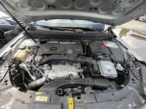 Mercedes-Benz GLB-Class GLB 250 4MATIC 2020 Silver