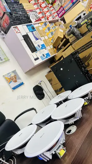 Tabled Amplifer For Ceiling Speakers With Bluetooth And Usb