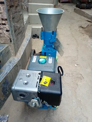 Feed Palating Machine