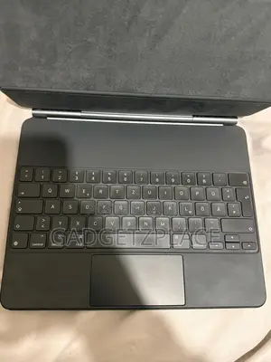 Apple Magic Keyboard iPad Pro 12.9 4th and 5th Gen