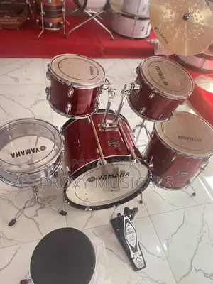 Original Yamaha 5 Set Drum Kit