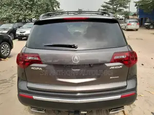 Acura MDX Technology Package SUV AWD (3.7L 6cyl 6A) 2012 Gray