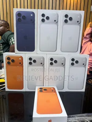 New Apple iPhone 17 Pro Max 256 GB Silver