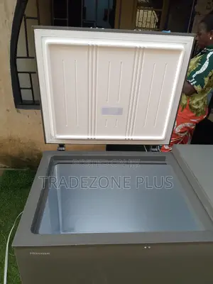 New Hisense 520l Chest Freezer.