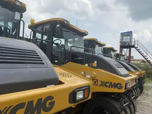 XXMG Pneumatic Asphalt Tyre Rubber Roller