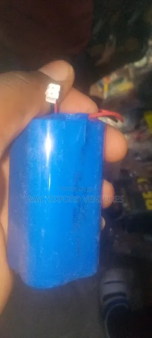 7.4v Lithium Rechargeable Battery