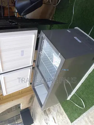 Hisense 520-Litre Freezer – Compact Footprint