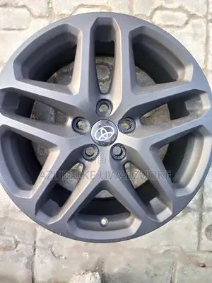 17"Toyota Corolla