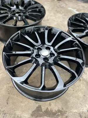 2020-2025 Range Rover Sport 22 Inch Rim Gloss Black