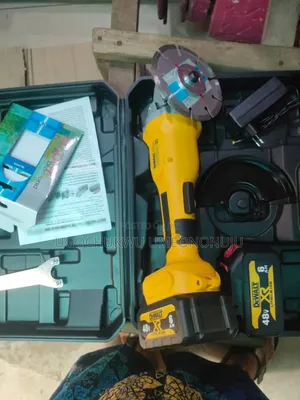 Dewalt Battery Grinding Machine