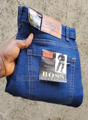 Straight Cut Stretchy Men's Blue Jeans