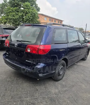 Toyota Sienna CE AWD 2008 Blue
