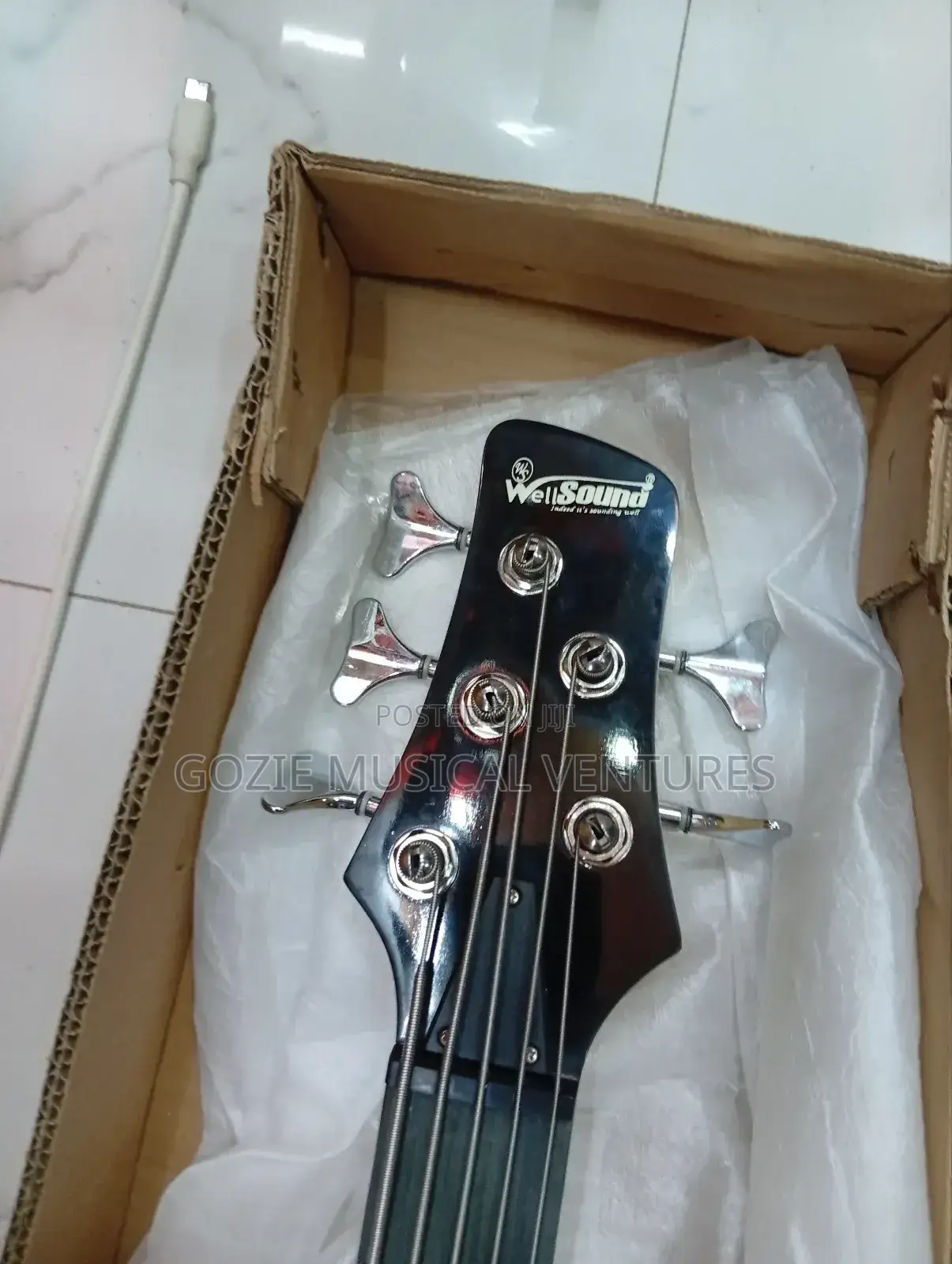 Wellsound Active Five String Bass Guitar