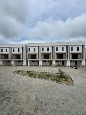 4bdrm Townhouse/Terrace in Ikate for sale