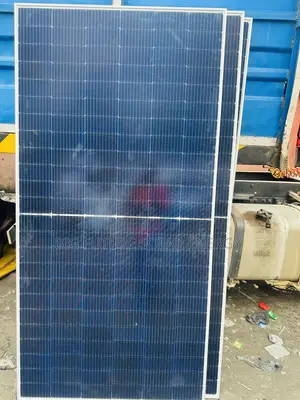 650watts Jinko Solar Panel 144cells