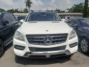 Mercedes-Benz M Class ML350 4MATIC 4dr SUV AWD (3.5L 6cyl 7A) 2015