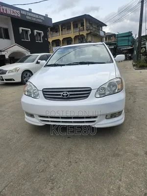 Toyota Corolla 2004 White