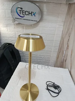 Led Cordless Rechargeable Table Lamp. Gold