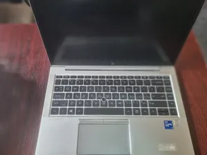 Laptop HP EliteBook 840 G8 16GB Intel Core i7 SSD 256GB