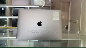 Laptop Apple MacBook Pro 2018 16GB Intel Core I5 SSD 256GB