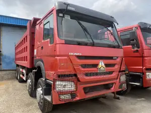 12 Tyres Howo Sinotruk Truck