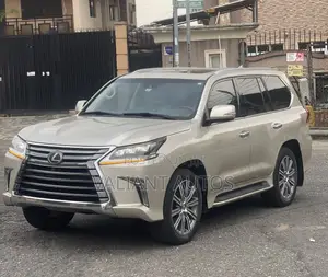 Lexus LX 2016 Gold