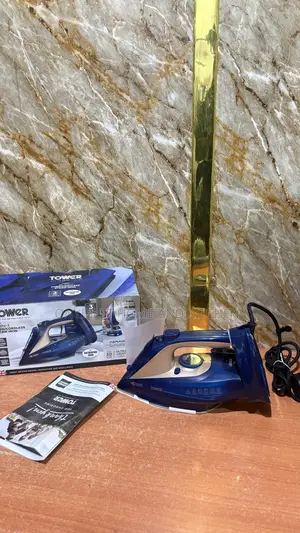 Tower 2in1 Cord/Cordless Steam Iron