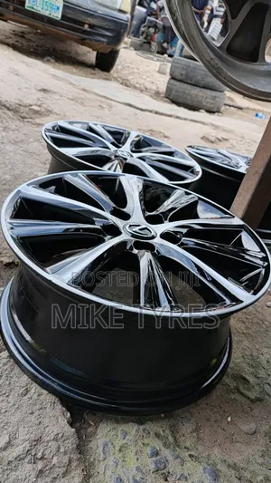 17 Rim Toyota