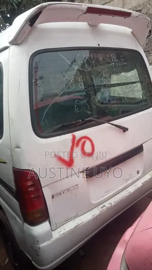 Suzuki APV Minibus 2010 White