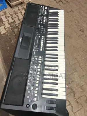 Yamaha PSR Keyboard Sx600